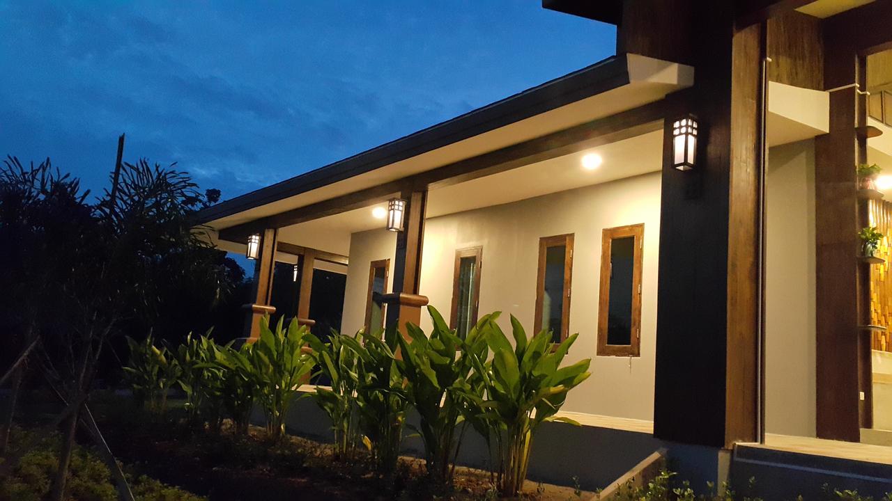 Phu Chom Mork Resort Sangkhla Buri Exterior foto