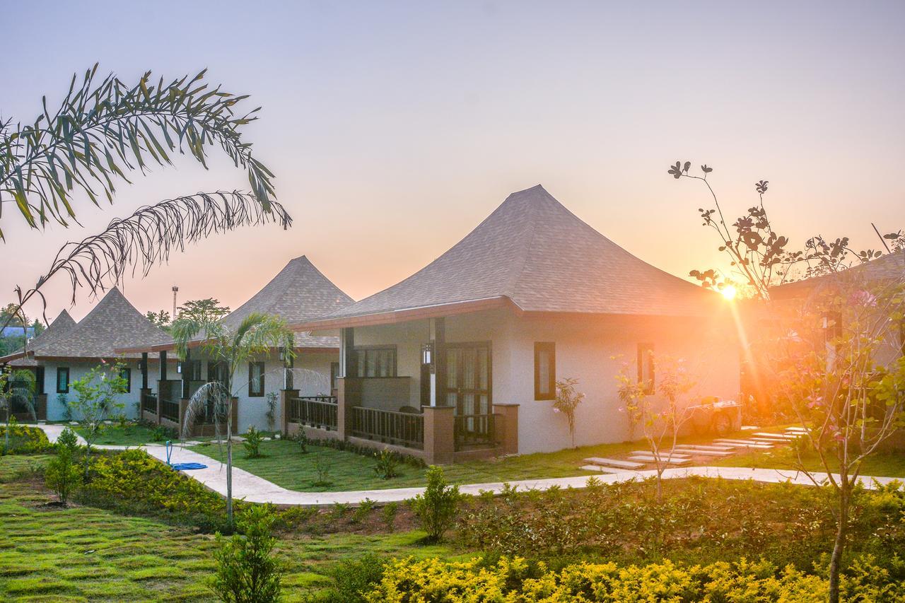 Phu Chom Mork Resort Sangkhla Buri Exterior foto